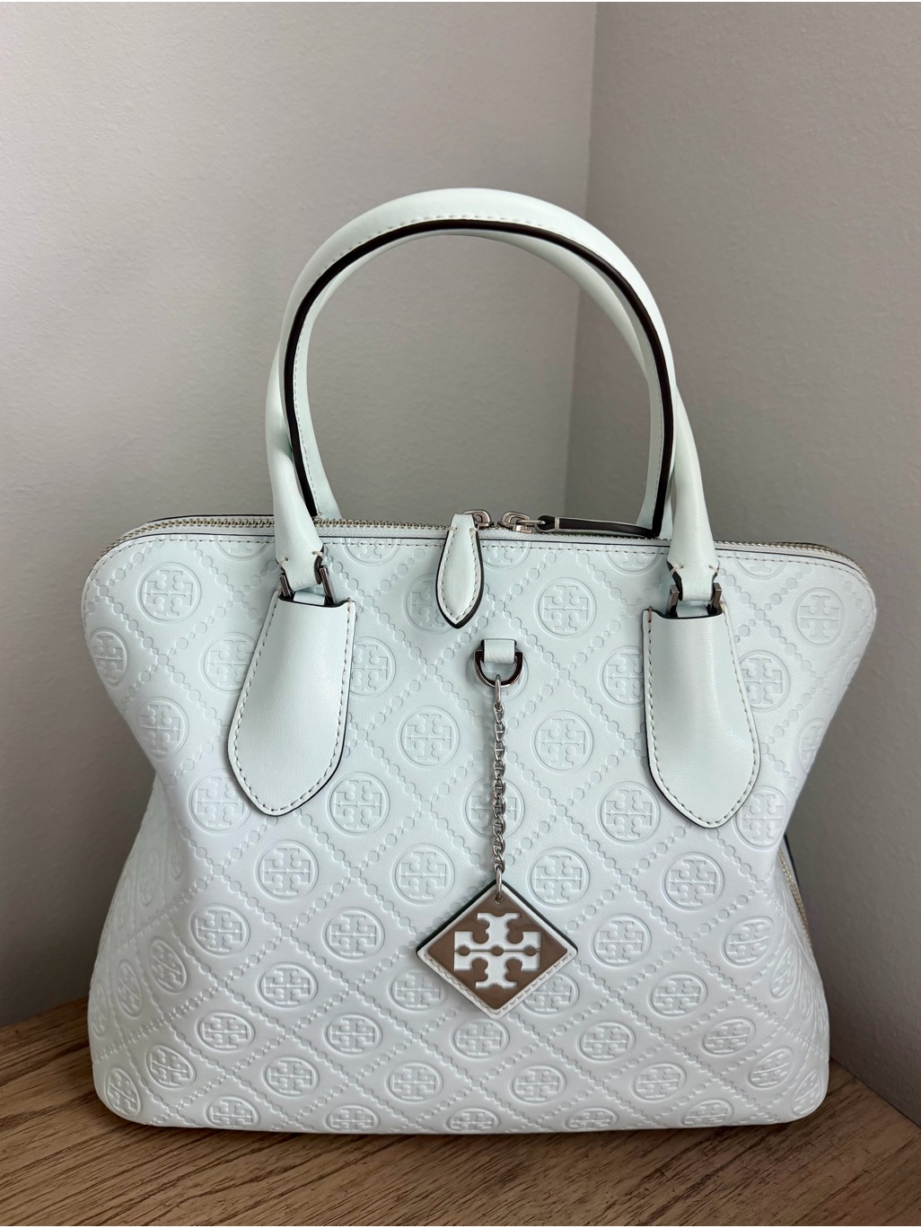 Nwot Tory Burch T Monogram Ice Blue Leather Satchel Logo Charm